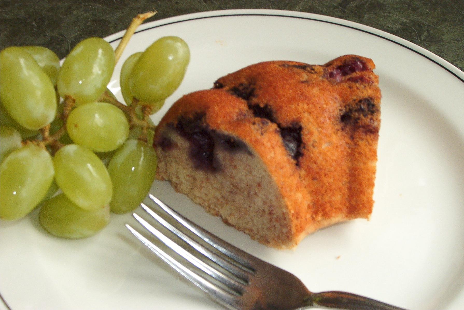 Mouth-watering Blueberry Cinnamon Coffee Cake Recipe