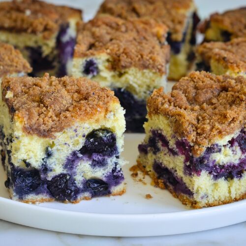Blueberry-Crunch Coffee Cake