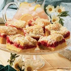 Delicious Cherry Rhubarb Coffee Cake Recipe