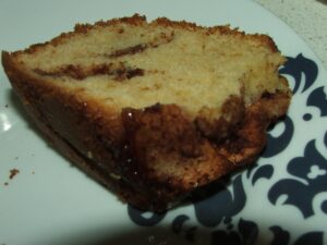 Cinnamon Apple Coffee Cake