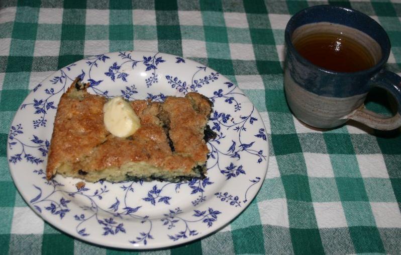 Delectable Blueberry Coffee Cake Recipe for Breakfast