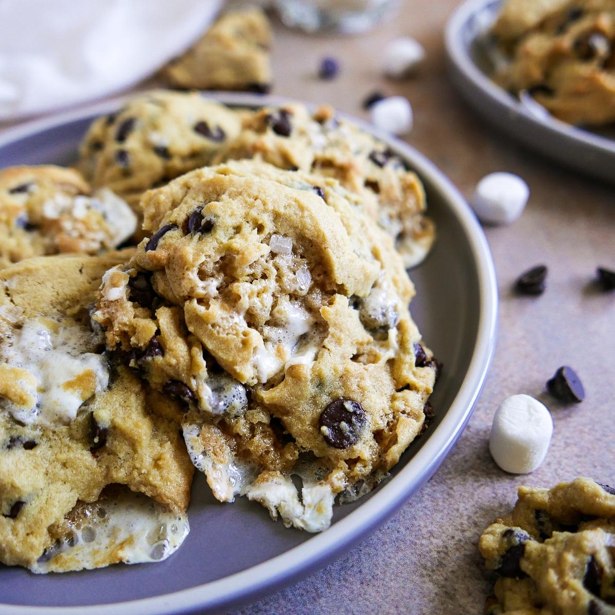  Crispy and gooey, these cookies offer a delightful texture contrast that will please your taste buds.