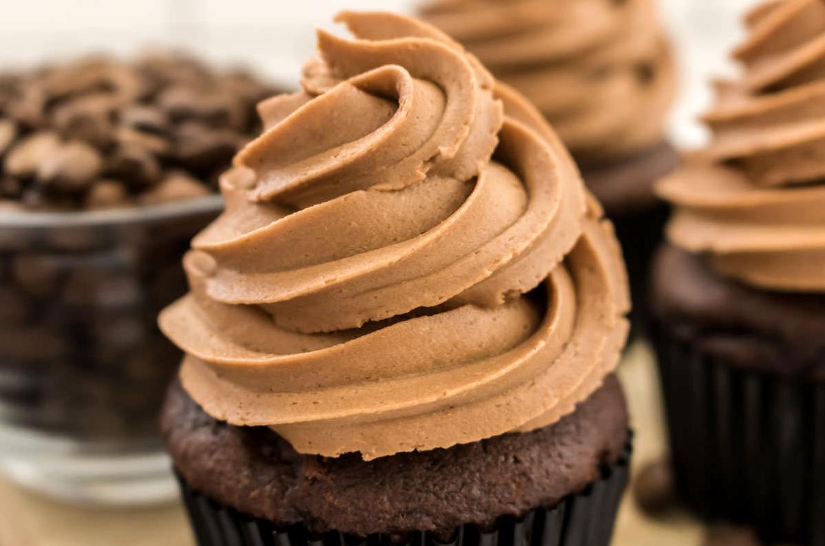 Dive into the richness of chocolate and coffee combined in one icing.