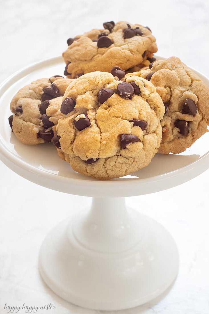  Don't forget a glass of cold milk to go with these delicious cookies.