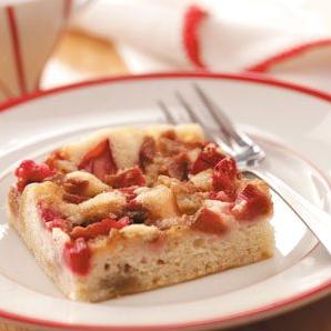  Enjoy a slice with your morning cup of joe, or serve it up for dessert after dinner.