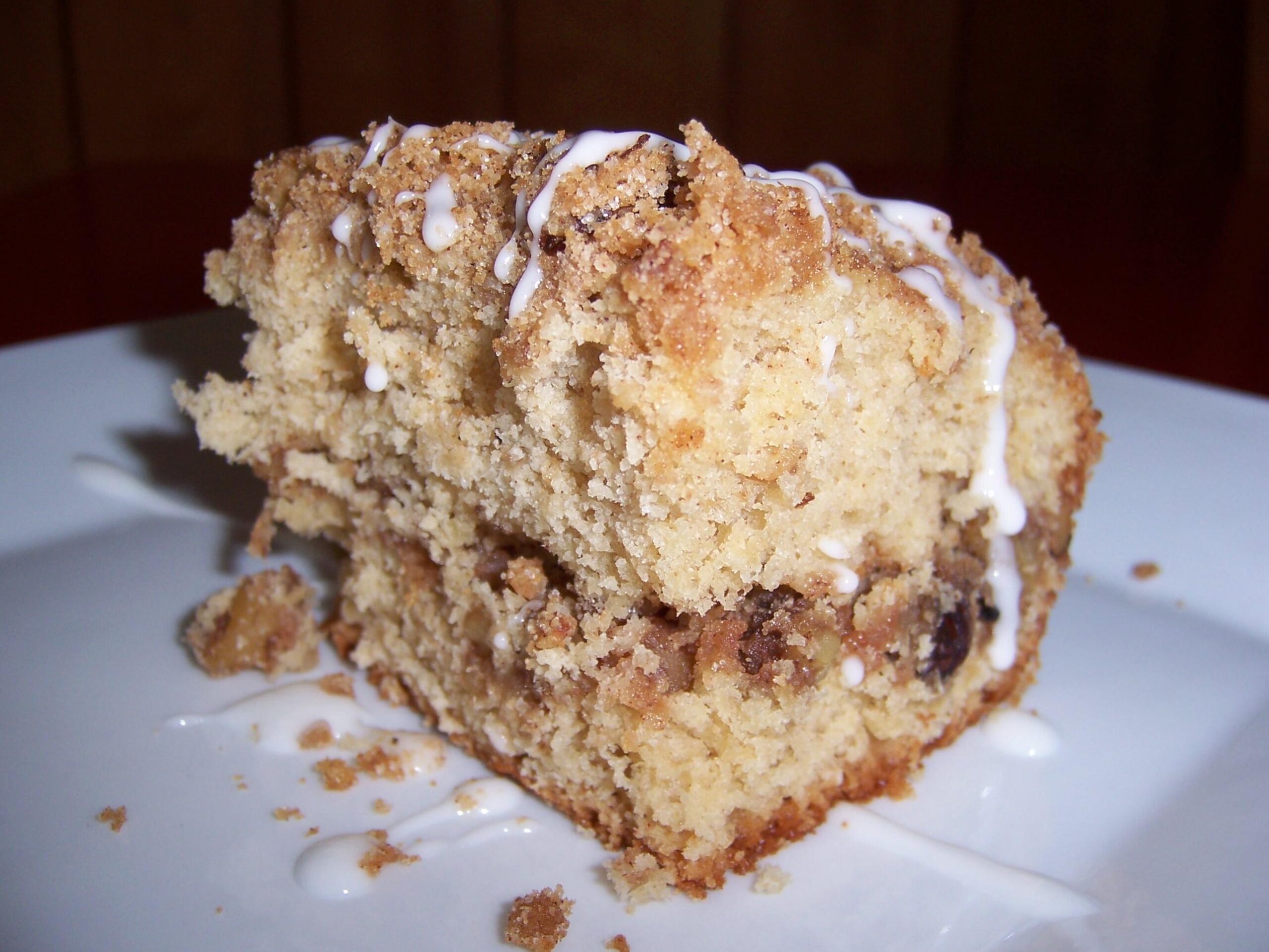  Enjoy your morning with a slice of this heavenly spiced walnut coffee cake!
