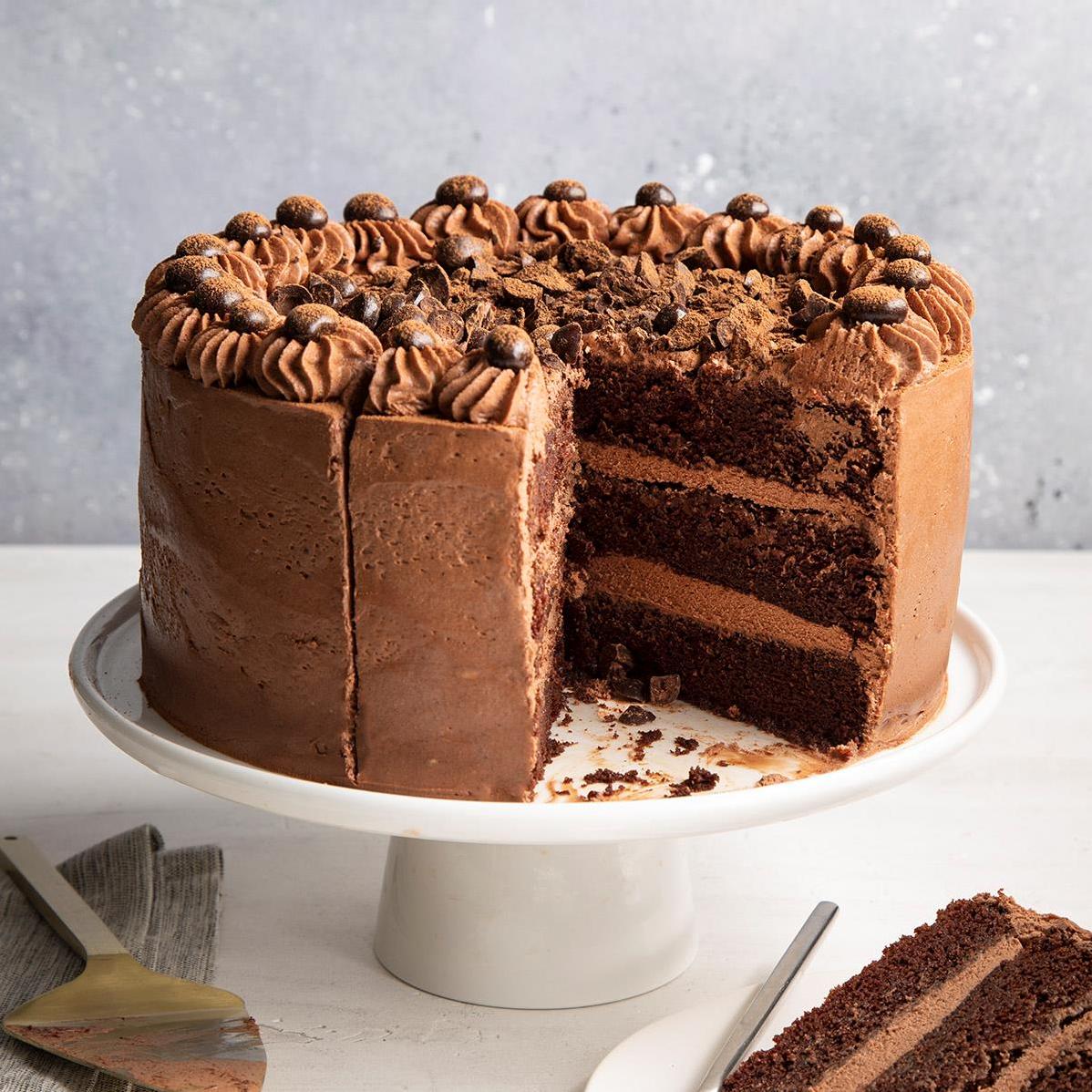 Indulge in Decadence with our Chocolate Mocha Cake