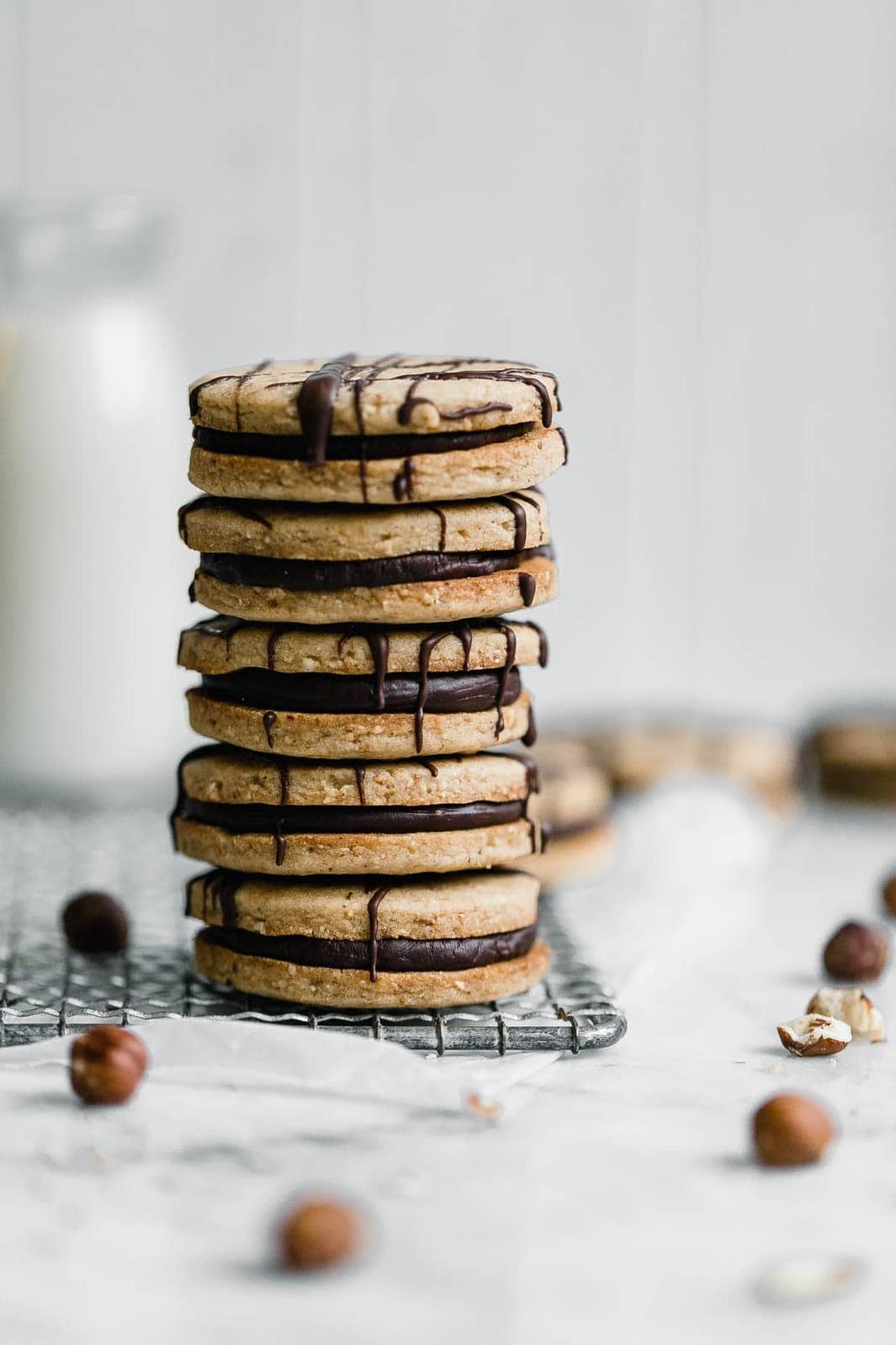  Get ready to fall in love with the nutty texture and smooth espresso flavor of these delectable cookies.