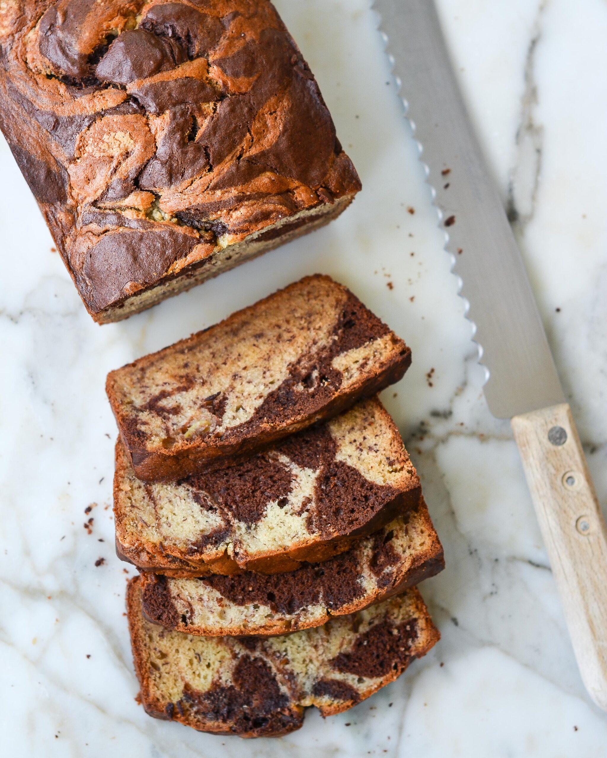  Get ready to fall in love with this mouth-watering Banana Marble Coffee Cake!