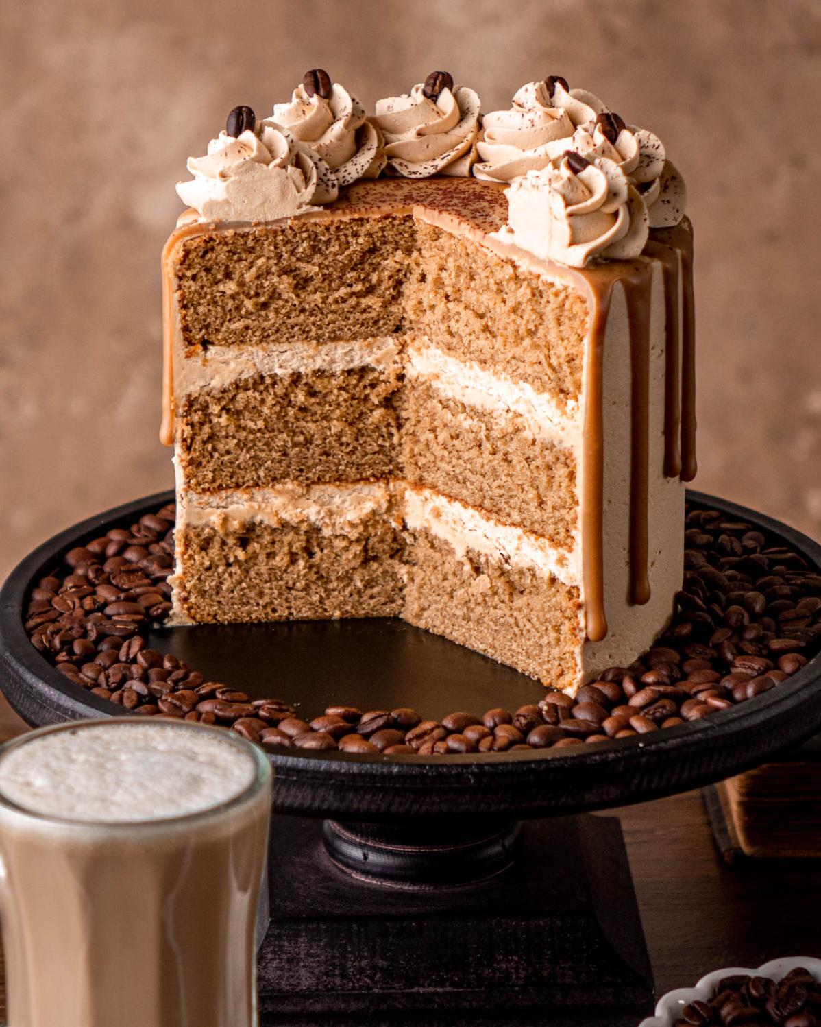  Get ready to indulge in the rich, creamy flavor of cappuccino cake.