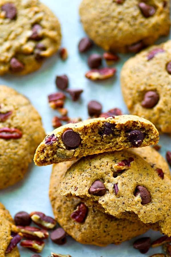  Get ready to indulge in these crispy coffee chocolate chip cookies.