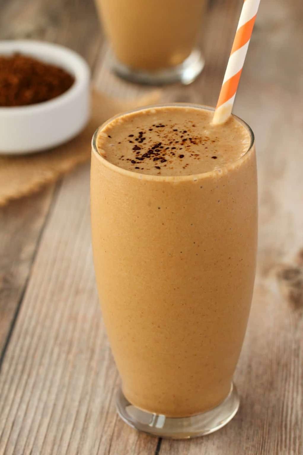  Give your taste buds a party with this delicious blend of coffee, almond milk, and ice.