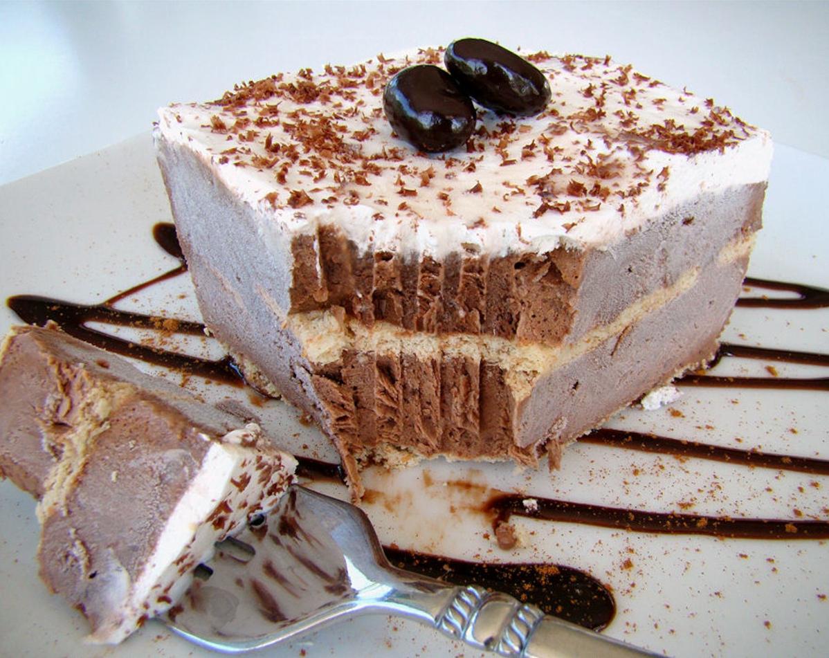  If a cappuccino and a chocolate cake had a baby, it would be this Frozen Chocolate-Covered Cappuccino Crunch Cake.