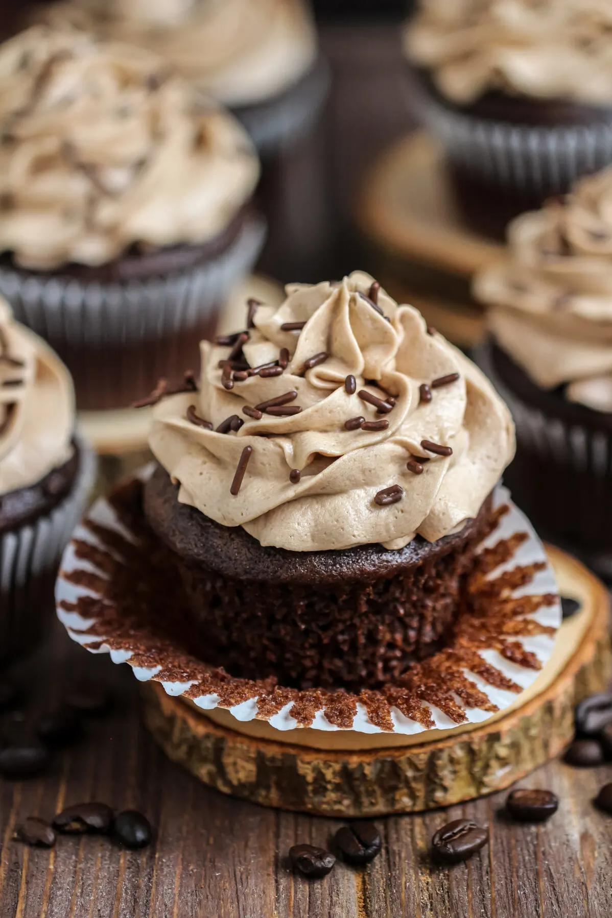  If you love mocha, this icing is your new best friend.