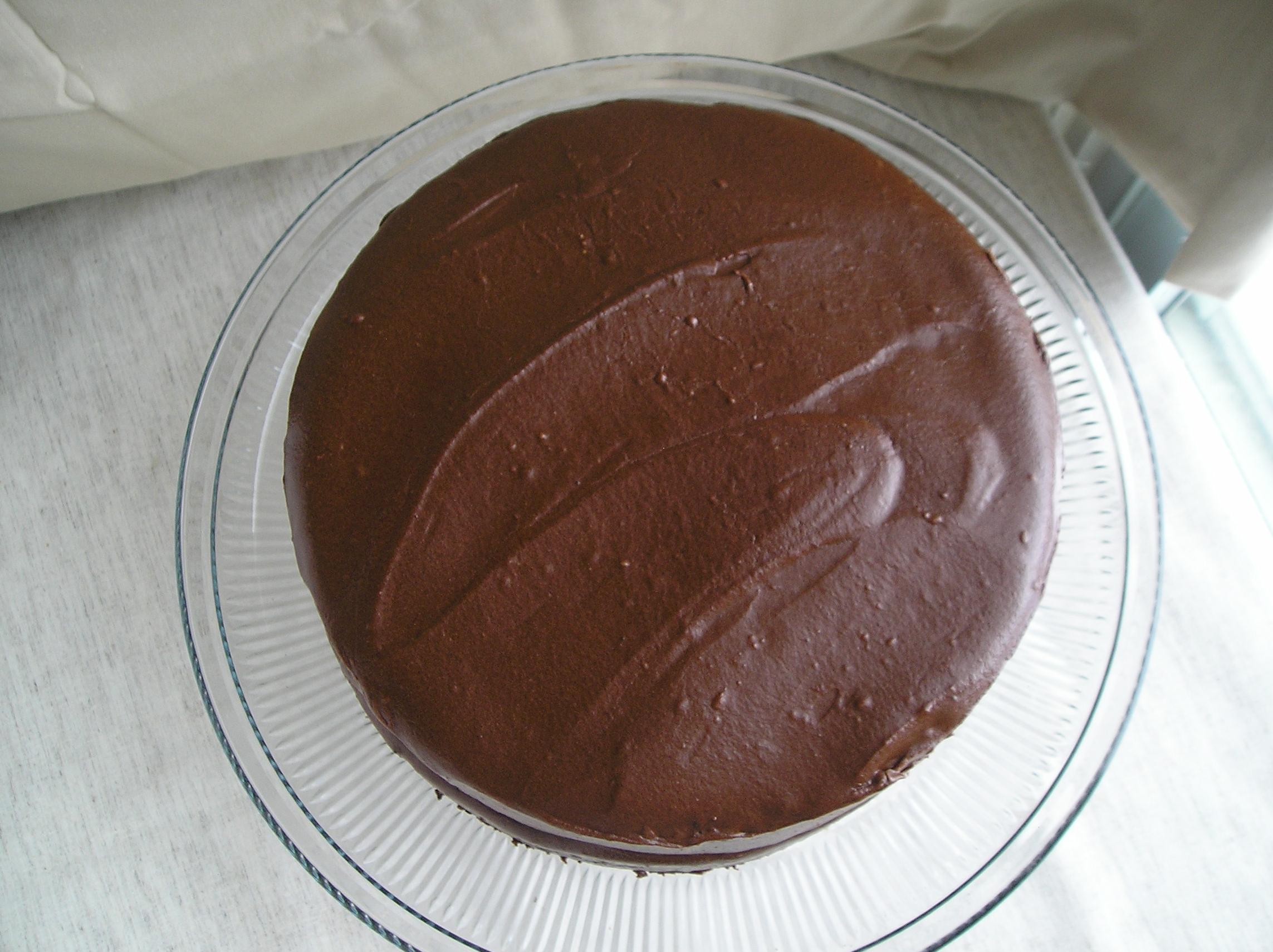 Delicious and Easy Chocolate Cake Recipe