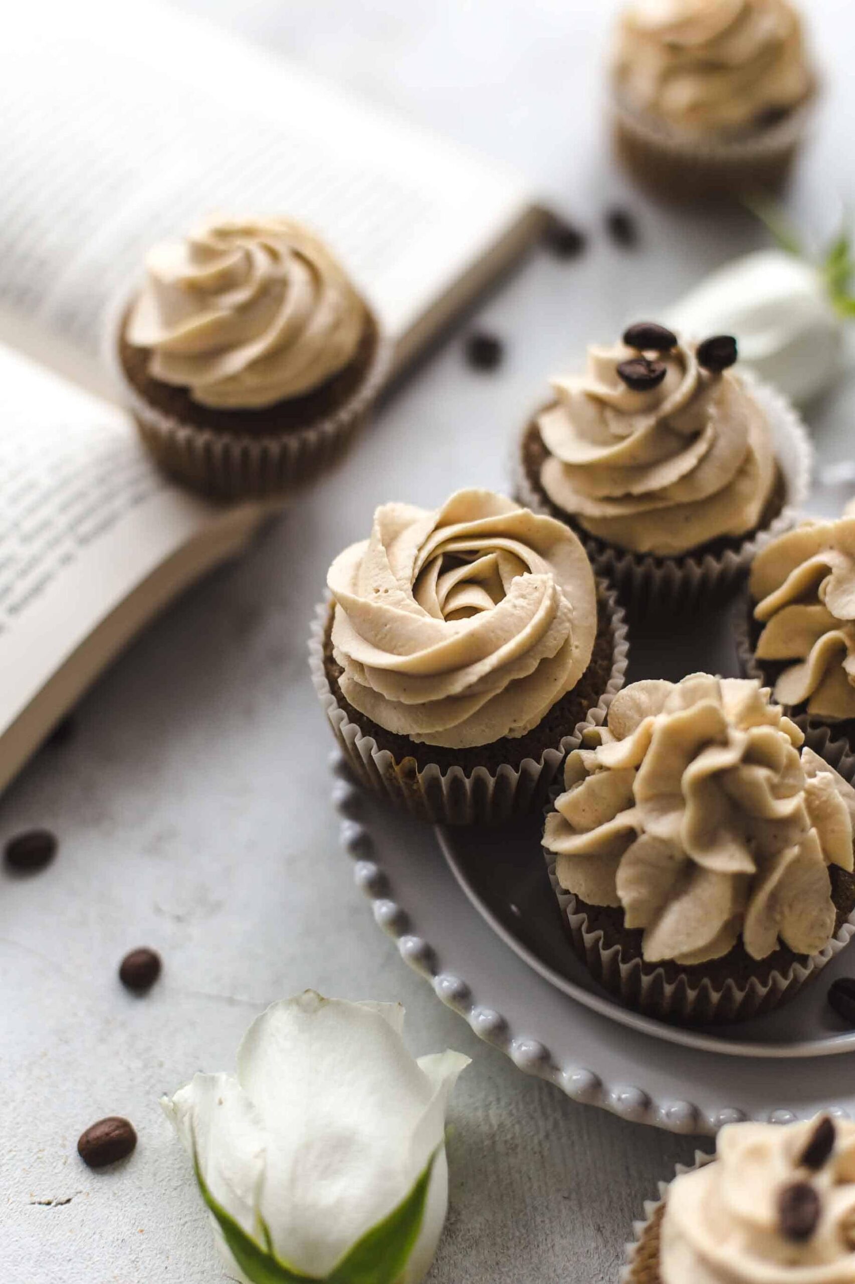  No need to choose between a cappuccino and a cupcake, have them both in one bite.