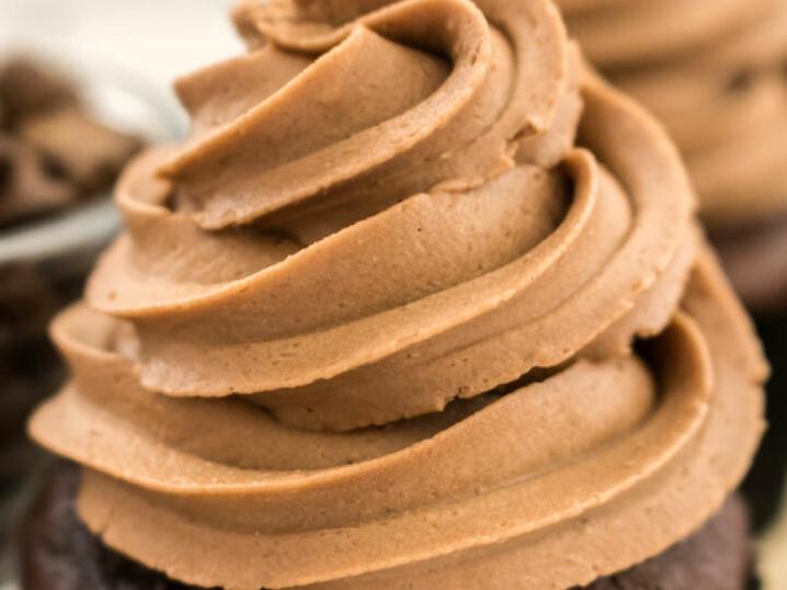  One spoonful of this frosting and you're in mocha heaven.