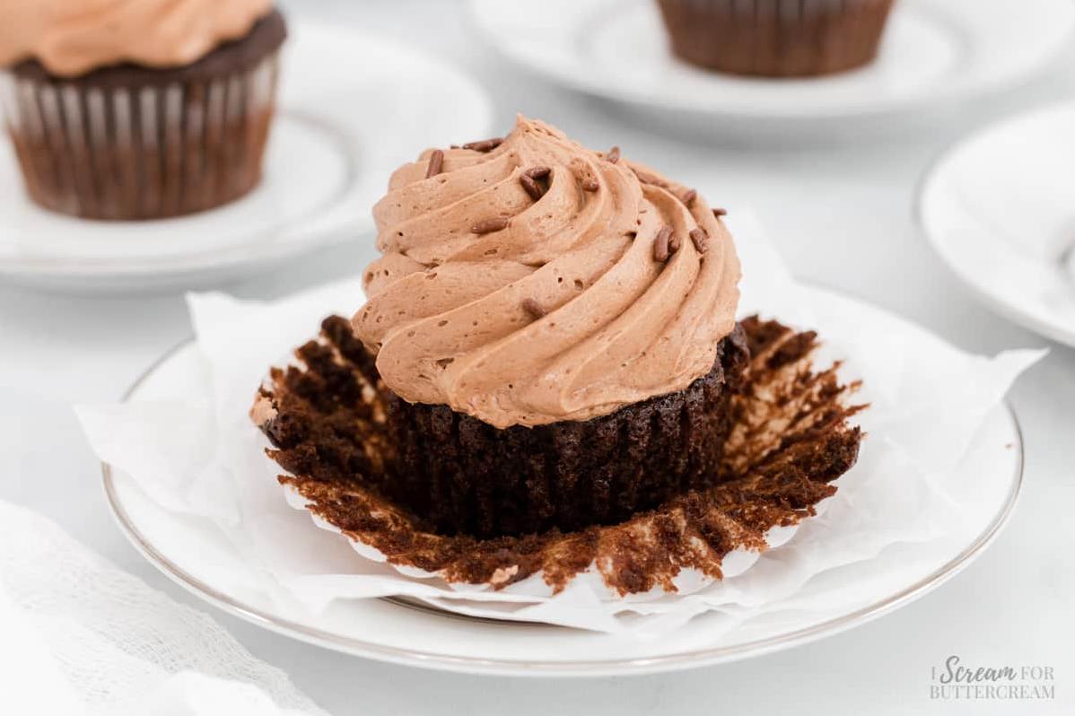  Perfect for an afternoon pick-me-up or a special occasion, this frosting won't disappoint