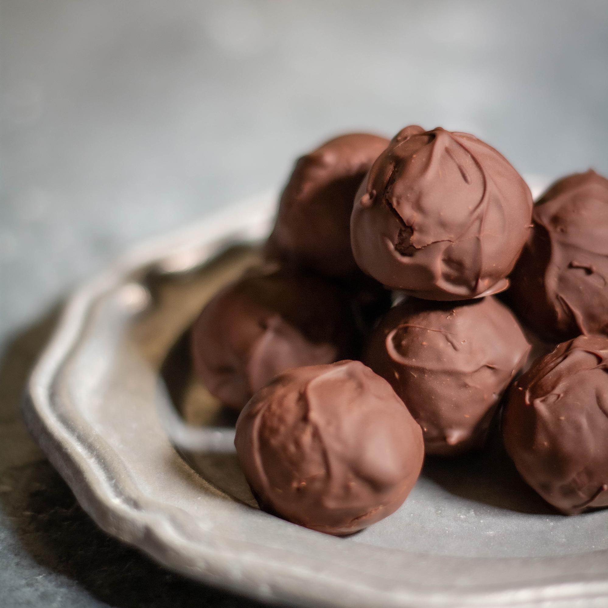  Perfect for gifting or enjoying on your own, these truffles are a must-try 🎁