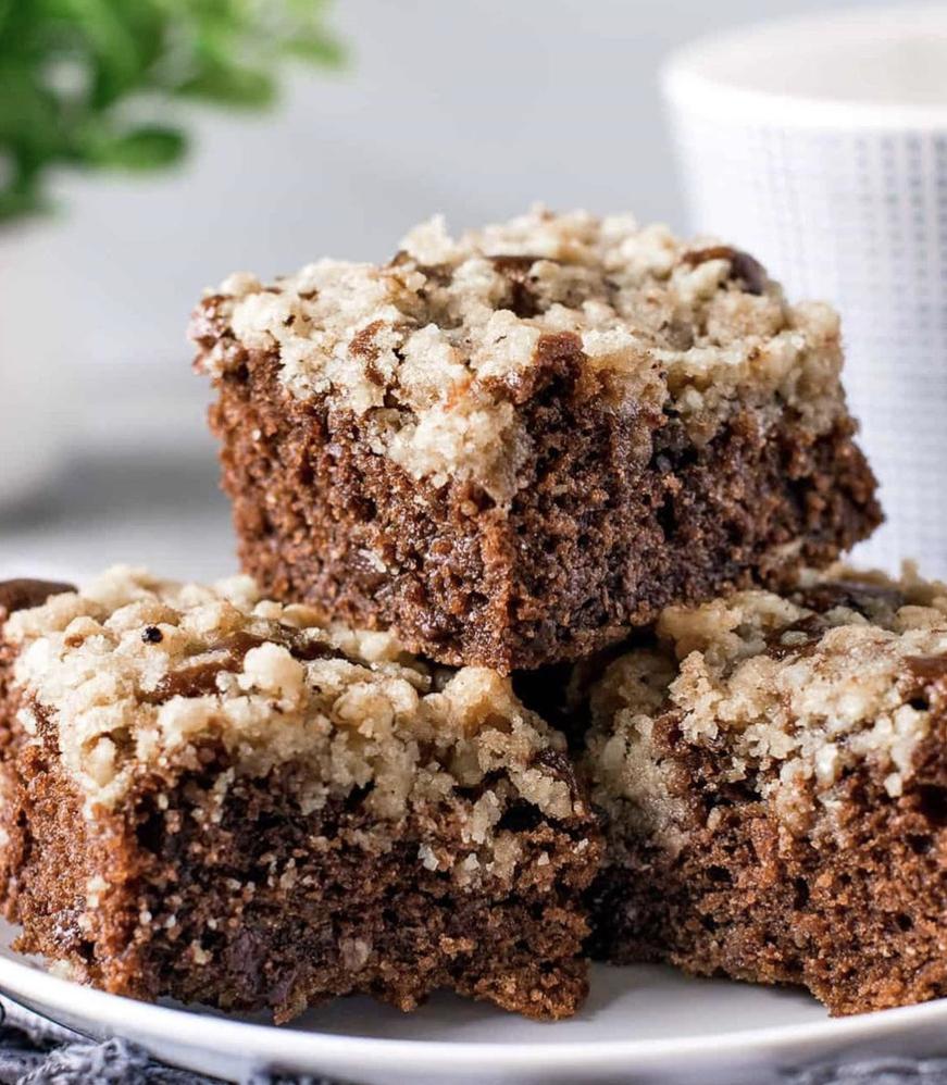  Perfectly crumbly with a chocolatey surprise inside!