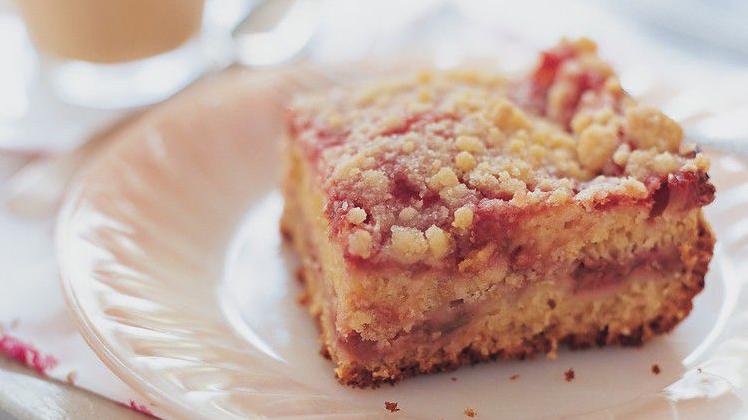  Perfectly moist and fruity coffee cake.