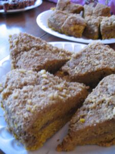 Pumpkin Streusel Coffee Cake