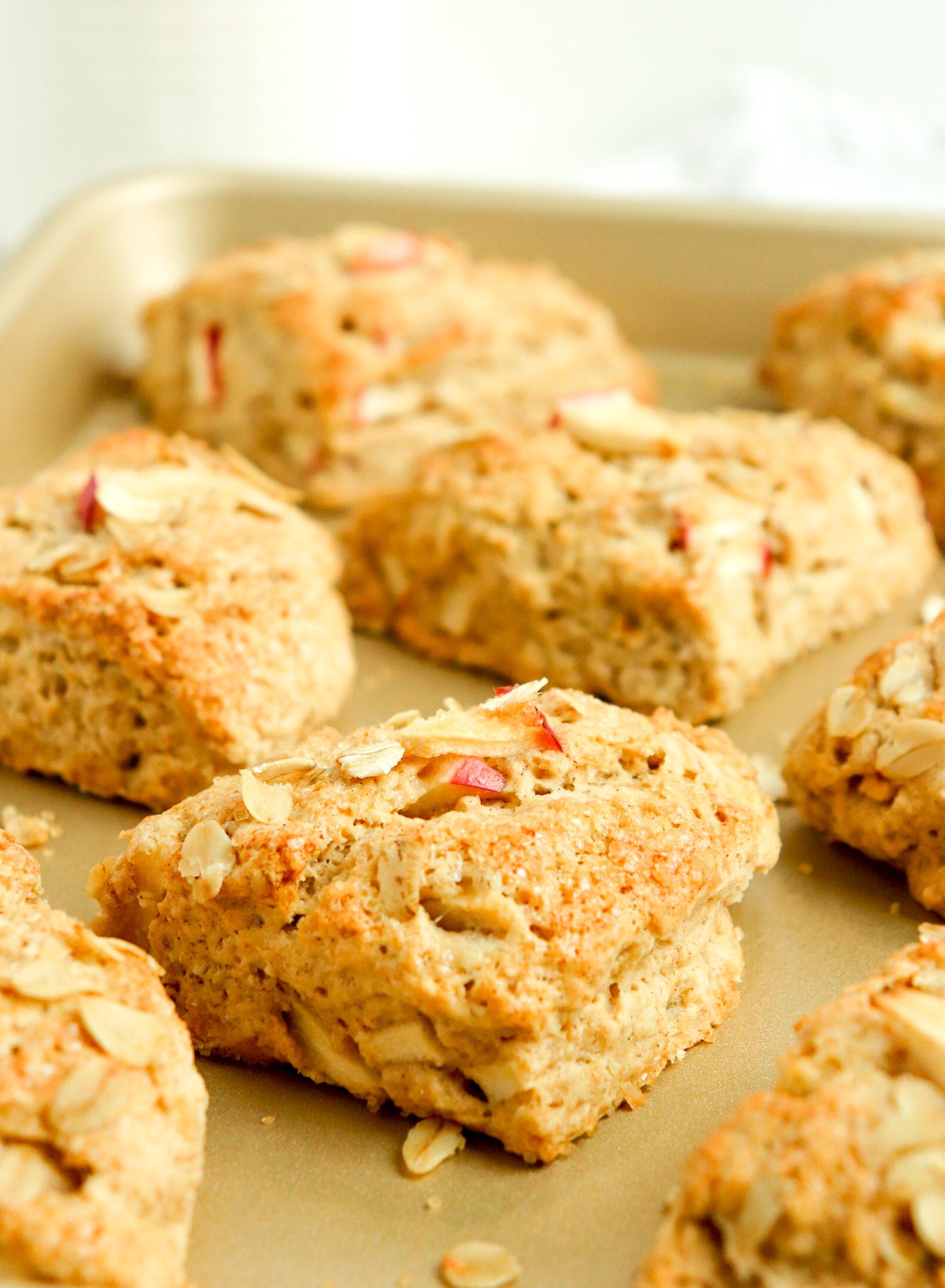  Rise and shine! Freshly baked orange oatmeal scones to start your day on a sweet note.