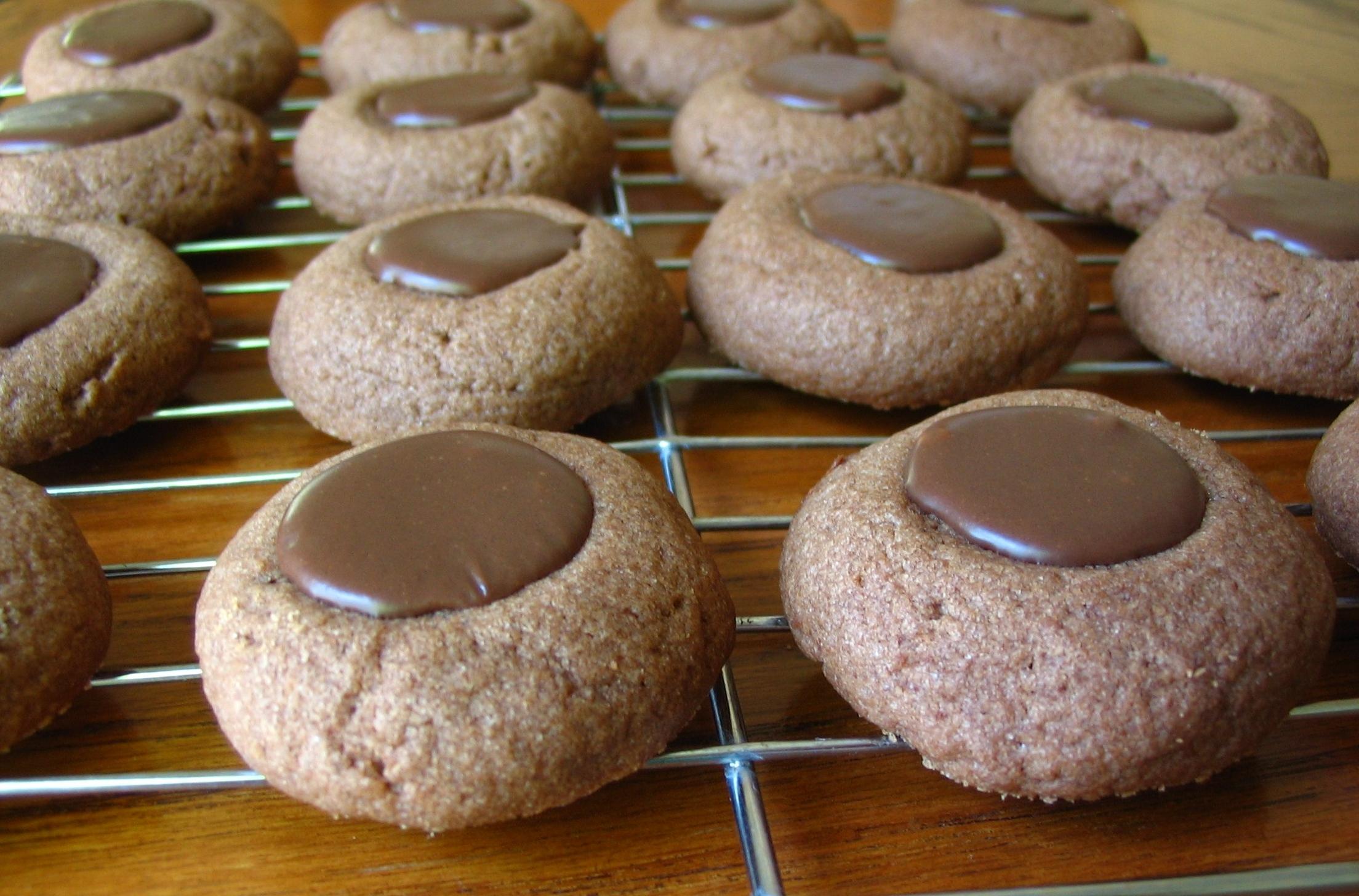  These Espresso Thumbprint Cookies will make you forget about your morning coffee! ☕️🍪