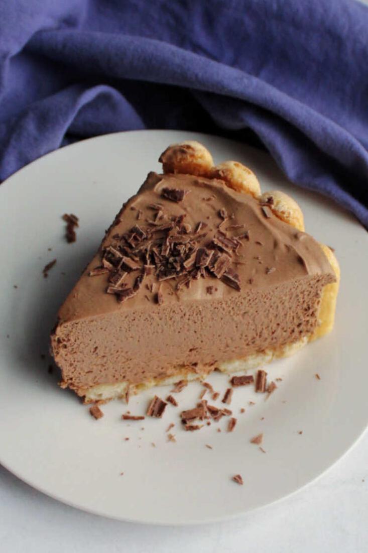  This mocha crust will give your cheesecake a little kick in the pants 👊