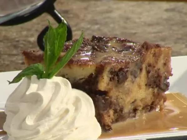  This recipe will leave you with a moist and velvety bread pudding that's packed with rich espresso flavor.
