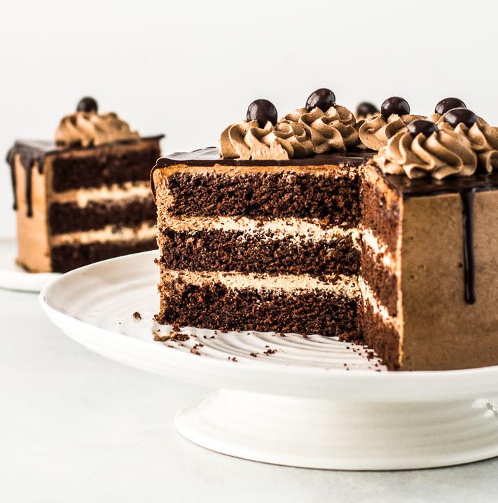  Who needs a warm drink when you can have a frozen cappuccino cake?
