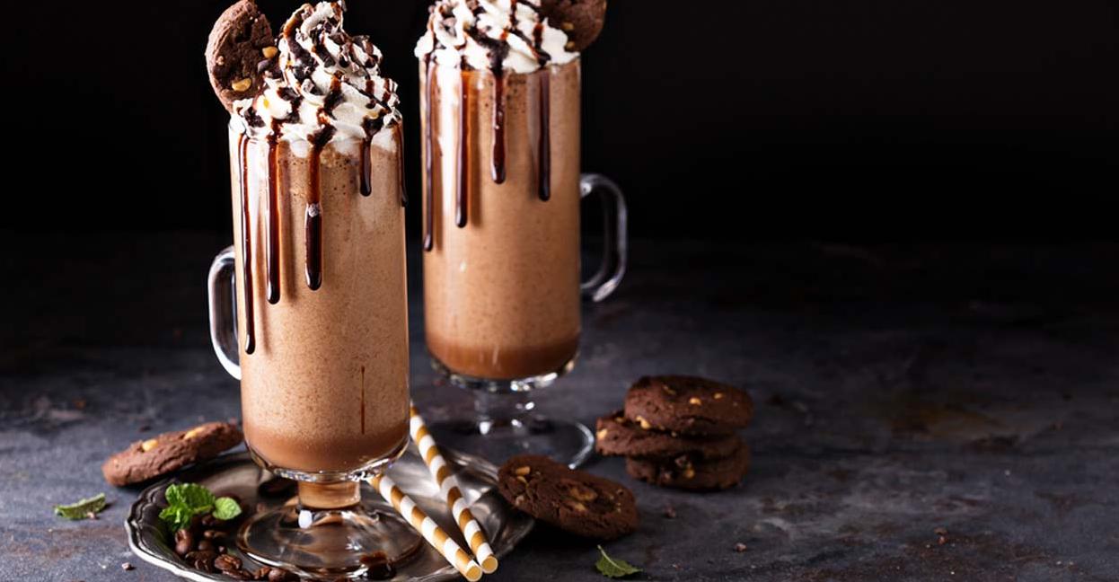  Who says you can't have coffee for dessert? Try this frozen cappuccino shake!