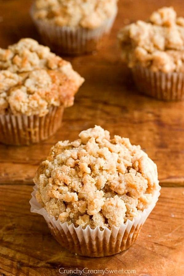  Your house will smell like a bakery with these cinnamon coffee cake muffins baking.